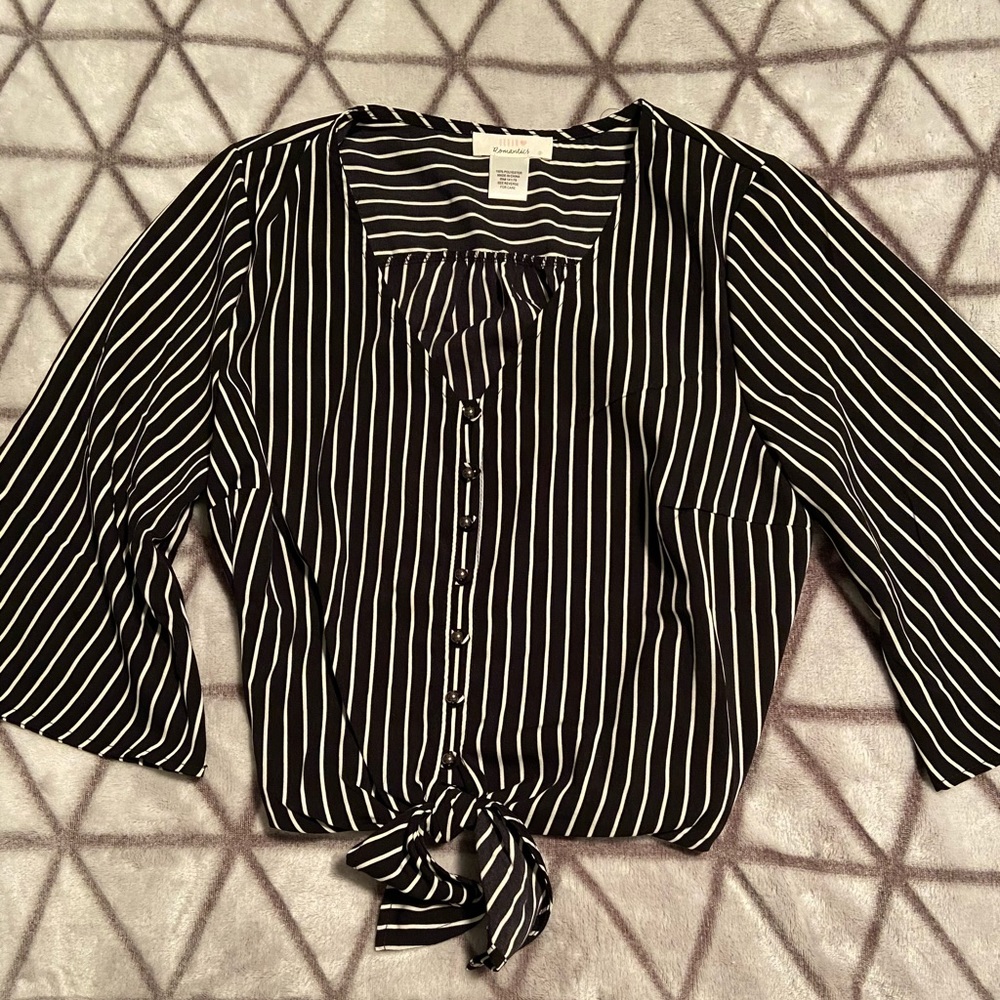 Slightly Cropped blouse